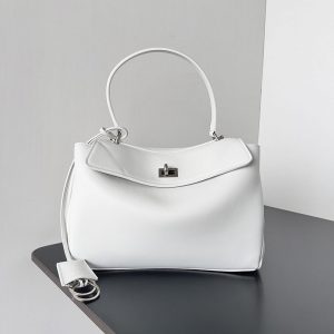 𝐁𝐚𝐥𝐞𝐧𝐜𝐢𝐚𝐠𝐚 𝐑𝐨𝐝𝐞𝐨（White)