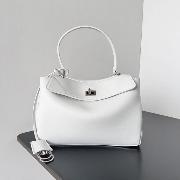 𝐁𝐚𝐥𝐞𝐧𝐜𝐢𝐚𝐠𝐚 𝐑𝐨𝐝𝐞𝐨（White)