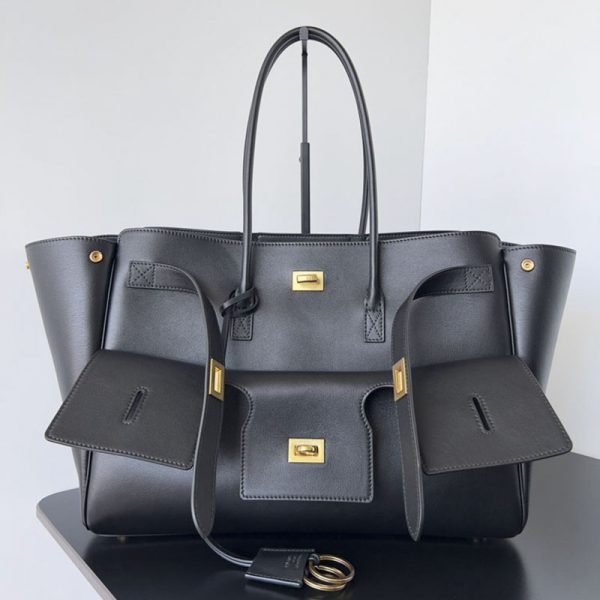 𝐁𝐚𝐥𝐞𝐧𝐜𝐢𝐚𝐠𝐚 𝐁𝐞𝐥 𝐀𝐢𝐫(Black/gold)