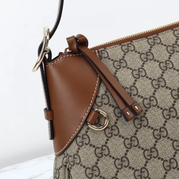 The GG Emblem Bag -815217