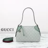 The GG Emblem Bag -815218