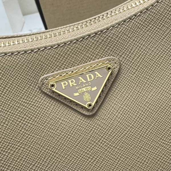 Re-Edition Saffiano Bag-1BH204