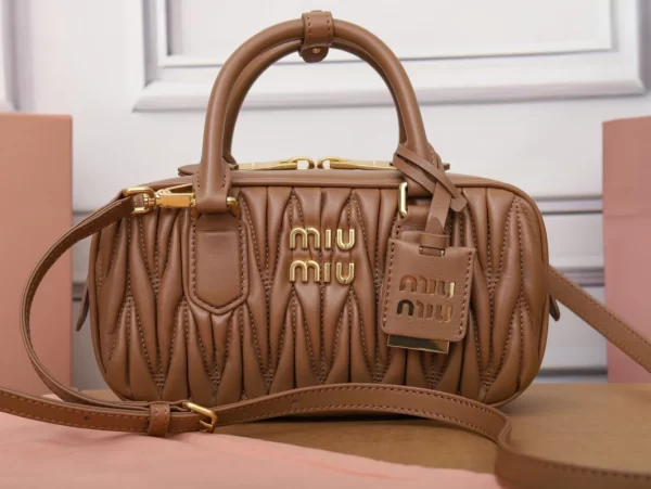 Arcadie Matelassé Bag-5BB142