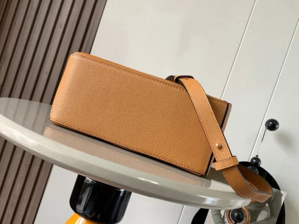 Puzzle Edge Bag in Grained Calfskin
