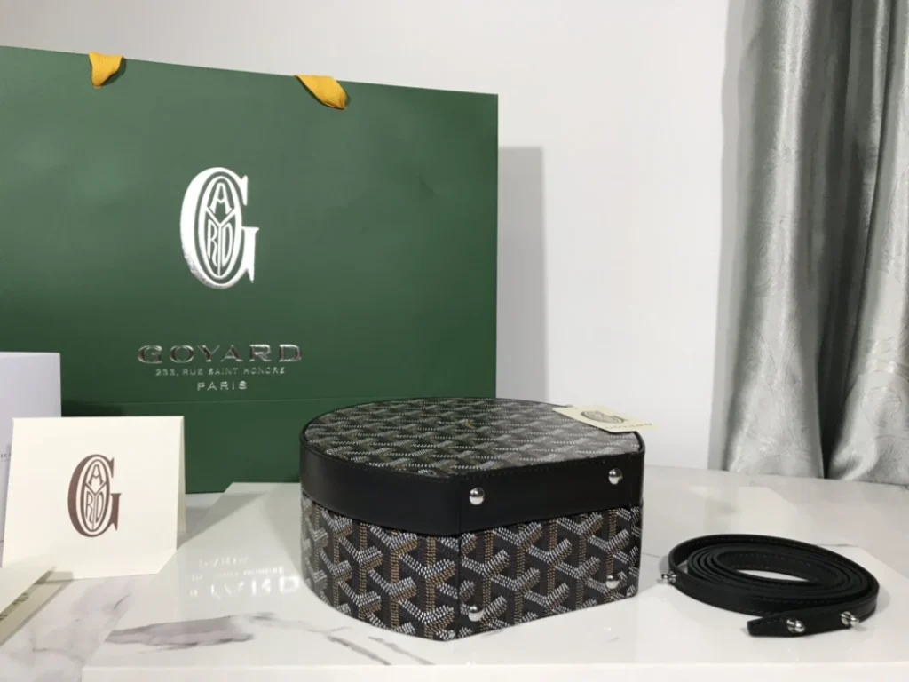 Goyard Alto Hatbox Trunk Bag 050