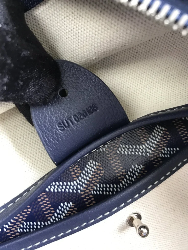 Goyard Artois PM Navy 001