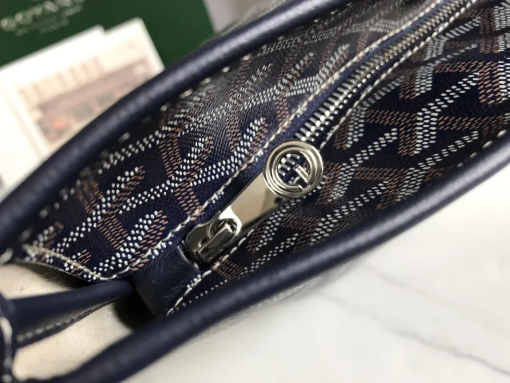 Goyard Artois PM Navy 006