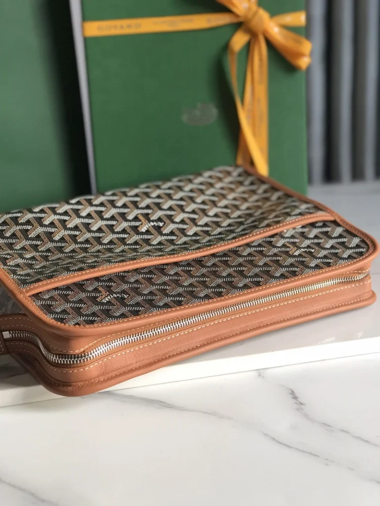 Goyard Jouvence GM Toiletry Bag 006