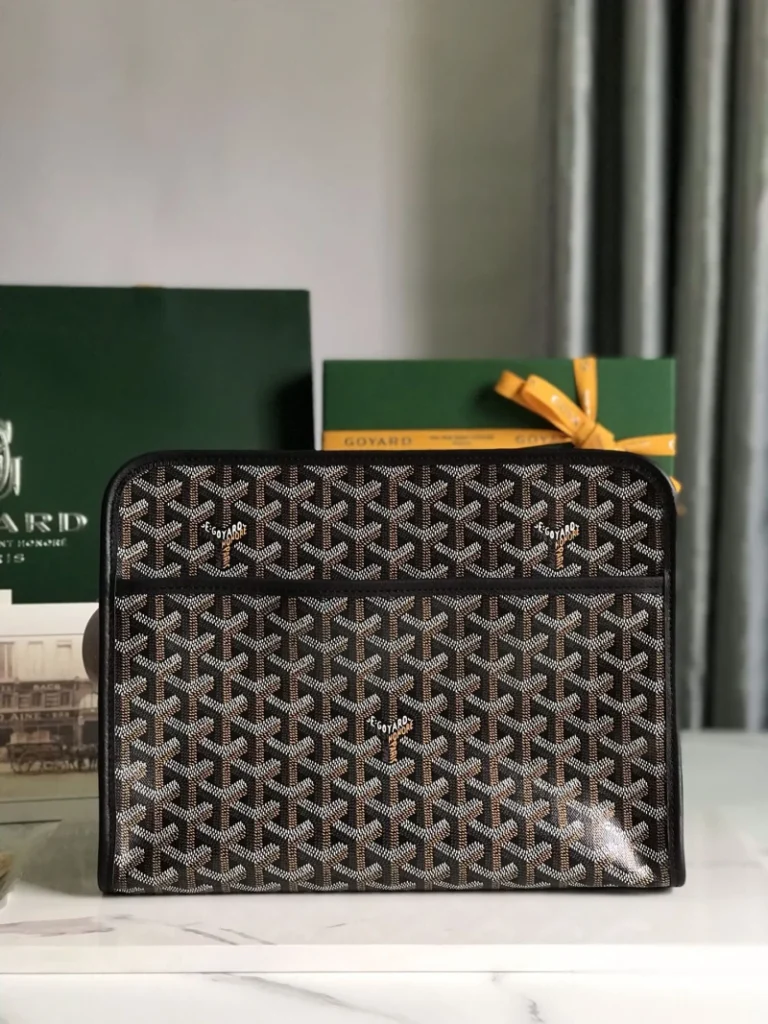 Goyard Jouvence GM Toiletry Bag 011