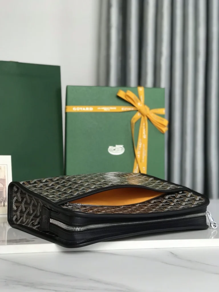 Goyard Jouvence GM Toiletry Bag 015