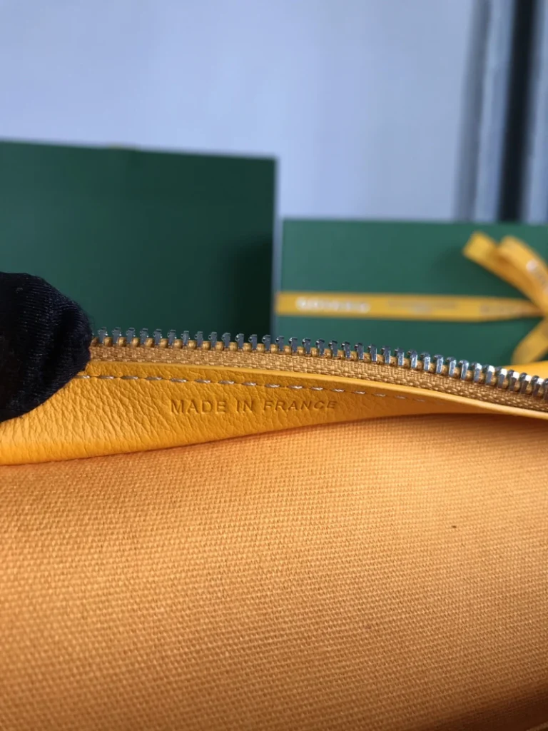 Goyard Jouvence GM Toiletry Bag 036