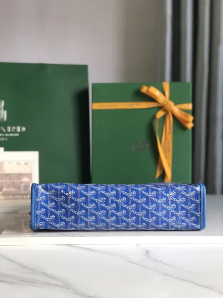 Goyard Jouvence GM Toiletry Bag 050