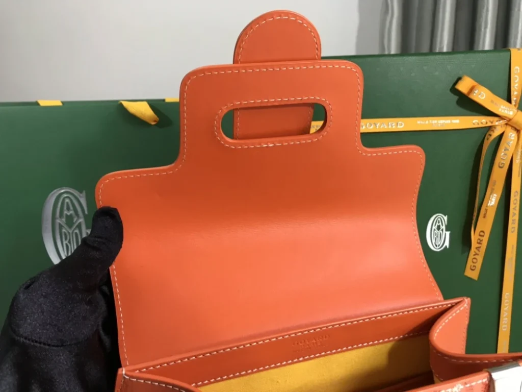 Goyard Saïgon Structuré PM Orange 001