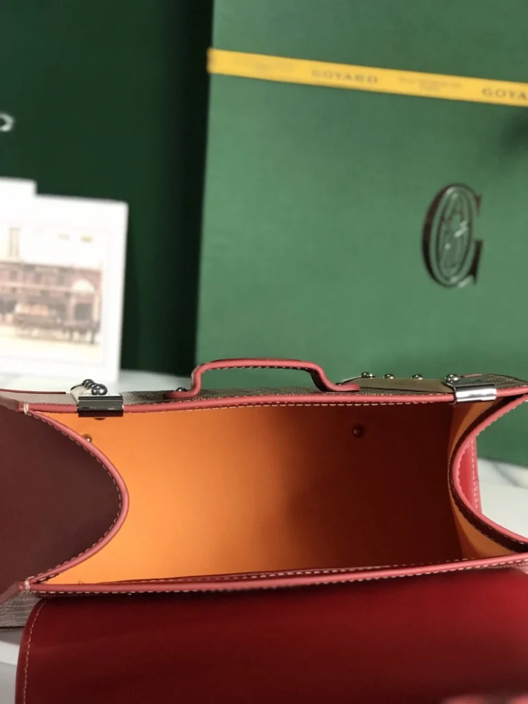 Goyard Saïgon Structuré PM Red 009