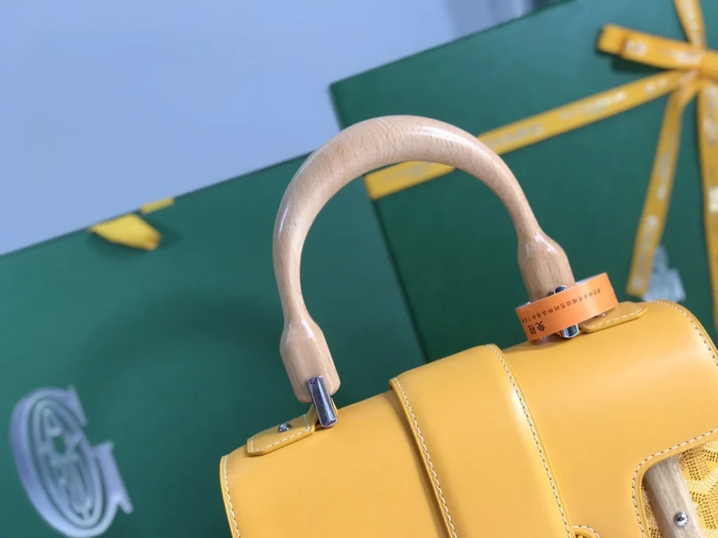 Goyard Saïgon Structuré PM Yellow 007