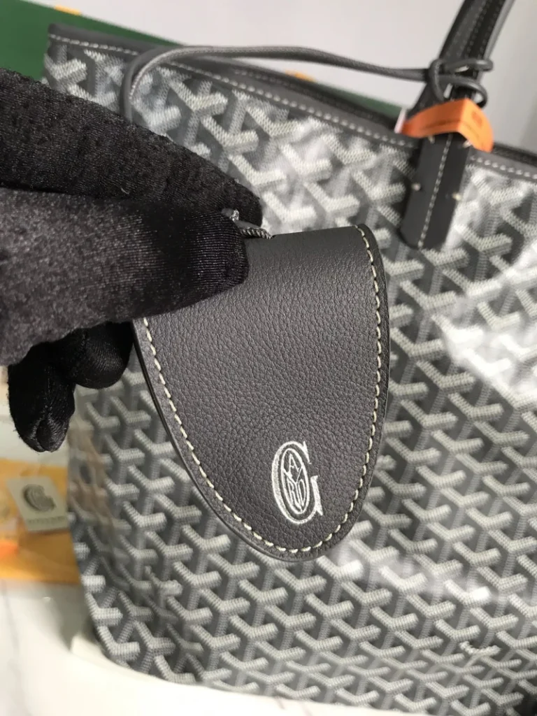 Goyard Saint Louis PM Grey 005